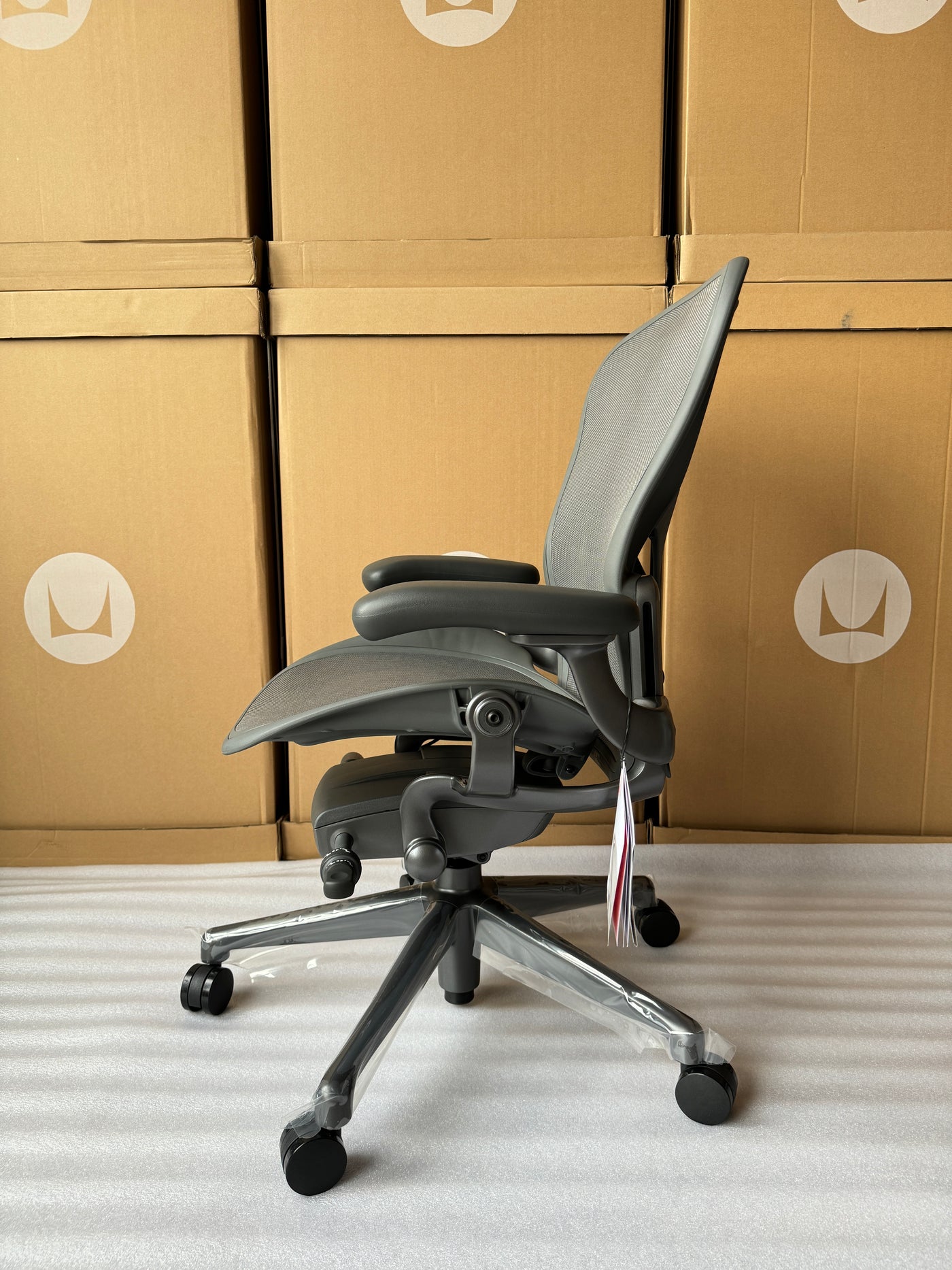 Herman Miller Aeron Remastered Chair - Carbon (1 Year Warrranty)