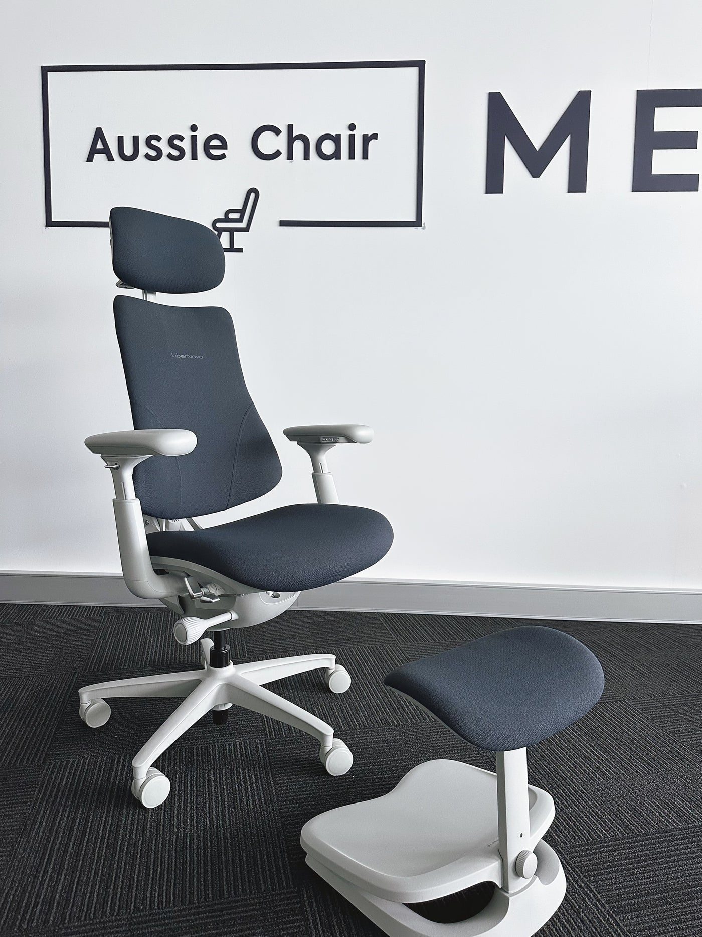 LiberNovo Footrest